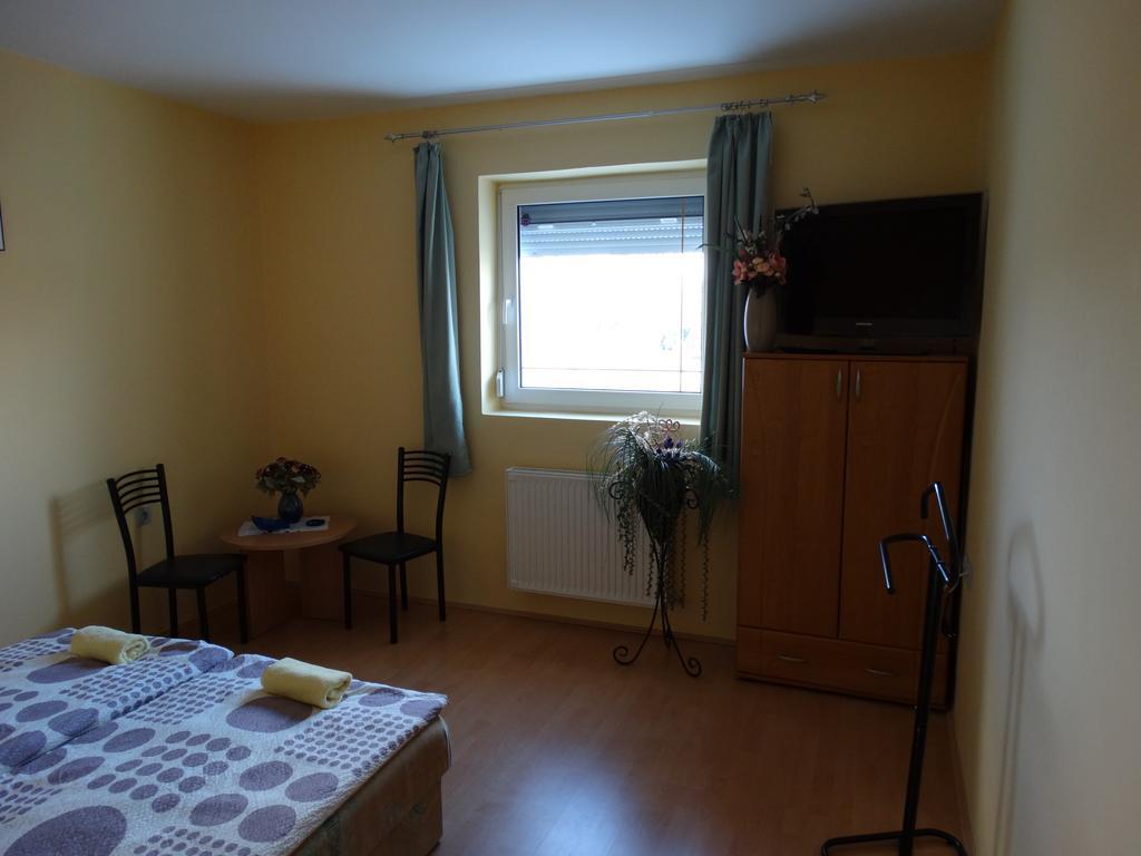 זלקרוס Herkules Apartman מראה חיצוני תמונה