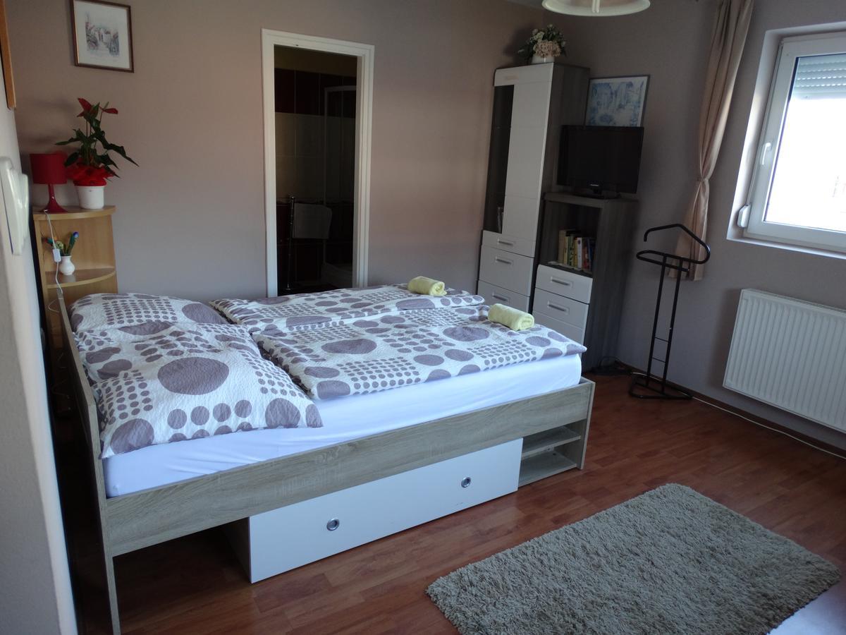 זלקרוס Herkules Apartman מראה חיצוני תמונה
